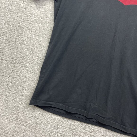Levi’s Levi Strauss Mens Black w/ Red Classic Logo Short Sleeve Shirt Sz M - Picture 4 of 10